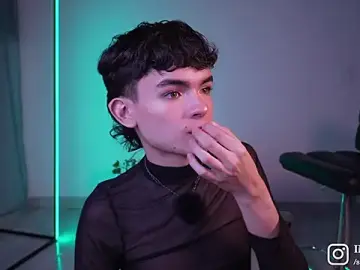 Stripchat Best live sex cam show of Angelo_018