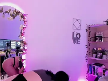 Stripchat Free Live Porn of Lana_Herondale