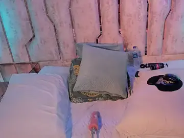 Stripchat Live Sex Cam of barbara_cambels