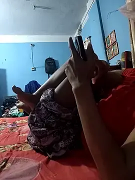 Stripchat Live Sex Cam of 124pakhi