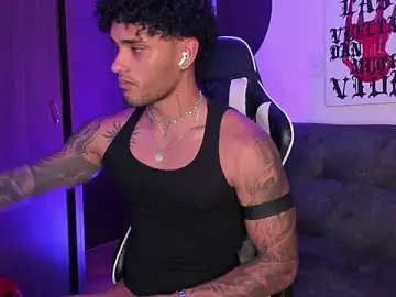 Stripchat Nude Webcam of Alessandro_Vanni