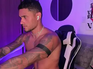Stripchat Free Live Porn of Alessandro_Vanni