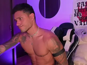 Stripchat Best live sex cam show of Alessandro_Vanni