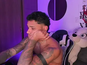 Stripchat Best Webcam of Alessandro_Vanni