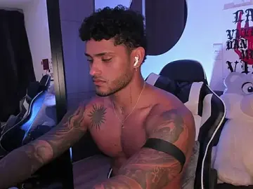 Stripchat Live Porn of Alessandro_Vanni