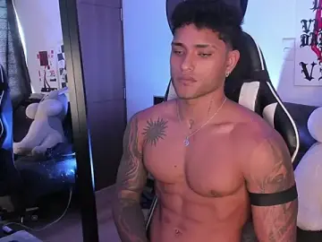Stripchat Best live sex cam show of Alessandro_Vanni