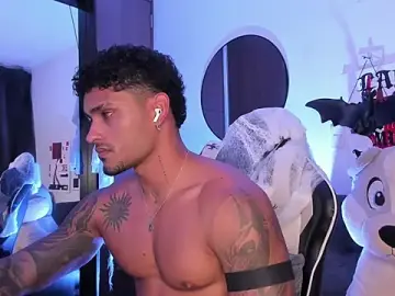 Stripchat Sex Cam of Alessandro_Vanni