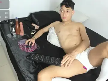 Stripchat Best live sex cam show of Benjamin_Buster