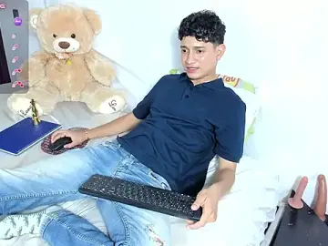 Stripchat Live Sex of Benjamin_Buster