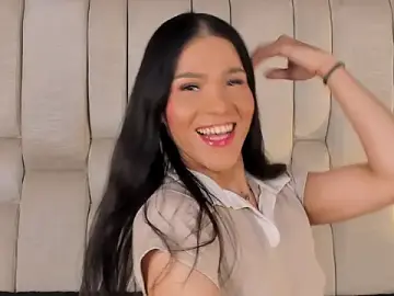 Stripchat Watch Live Sex Cams of Isa_Little_Star