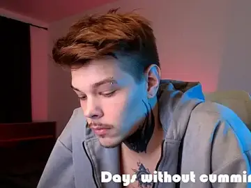 Stripchat Live Porn of DENIS_HERE