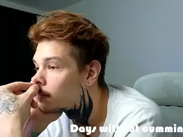 Stripchat Free Live Porn of DENIS_HERE