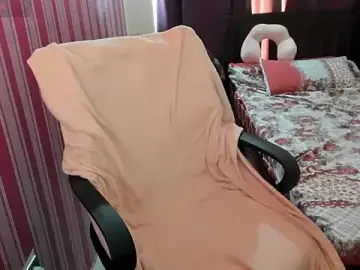 Stripchat Sex Cam of Mica_Jones