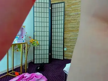 Stripchat Best Webcam of AishaRouhi