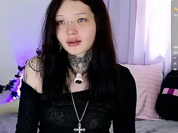 Stripchat Sex Cam of Lein_Bone