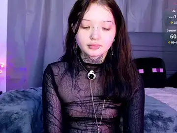 Stripchat Free Porn Cam of Lein_Bone