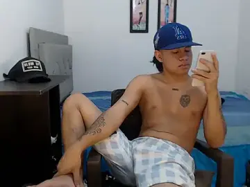 Stripchat Live Sex Cam of logannth