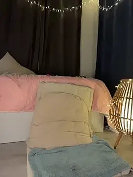 Stripchat Free Porn Cam of Ella_Charm