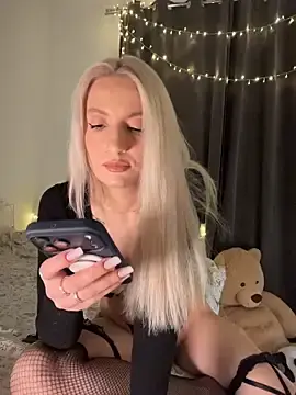 Stripchat Adult Webcams of Ella_Charm