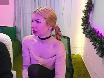 Stripchat Adult Webcam of AlisaAleksandr