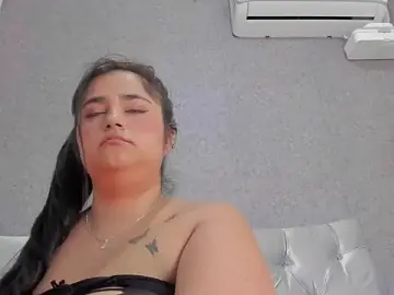 Stripchat Best Webcam of KRYSSTARITTER4