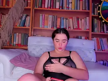Stripchat Nude Webcam of Shyfantasies