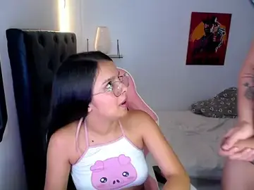 Stripchat Adult Webcam of jessi_and_boy