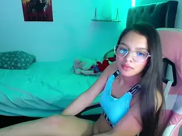 Stripchat Live Sex Cam of jessi_and_boy