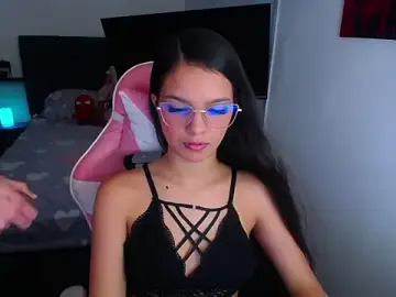 Stripchat Adult Webcam of jessi_and_boy