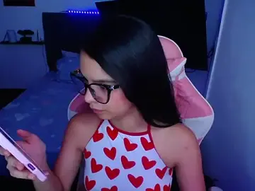 Stripchat Live Sex Cam of jessi_and_boy