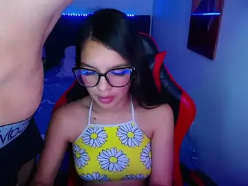 Stripchat Sex Chat of jessi_and_boy