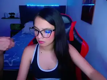 Stripchat Sex Cam of jessi_and_boy