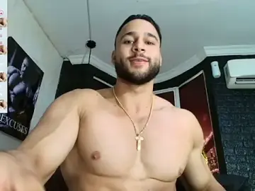 Stripchat Sex Cam of AlexLenox_
