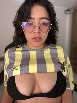 Stripchat Adult Webcams of Lia_flowers