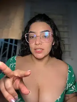 Stripchat Nude Webcam of Lia_flowers