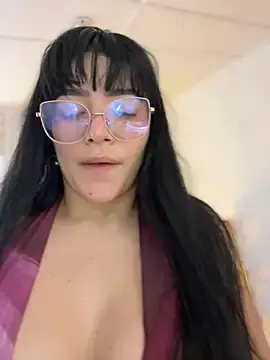 Stripchat Free Live Porn of Lia_flowers