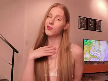 Stripchat Free Live Porn of Mira_Lite