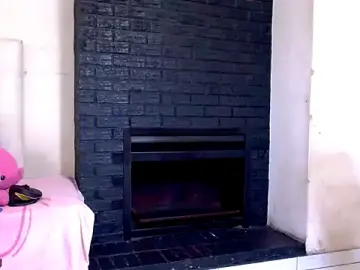 Stripchat Live Sex Cam of SexyChantyBabe25