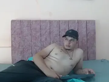 Stripchat Sex Cam of FerneyManti
