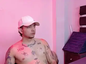 Stripchat Live Porn of AliceandMax