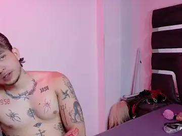 Stripchat Free Live Porn of AliceandMax