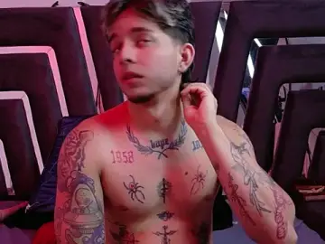 Stripchat Live Sex of AliceandMax