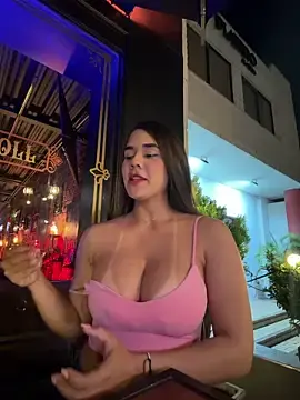 Stripchat Watch Live Sex Cams of BellaLeclair