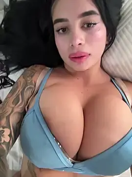 Stripchat Sex Chat of perla_kem_