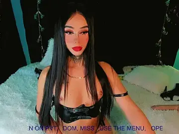 Stripchat Sex Cam of CALLME_GODDESS_