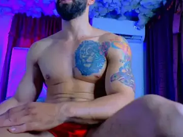 Stripchat Free Live Porn of Rich_boy01