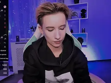 Stripchat Live Sex Cam of _Rein_ramm