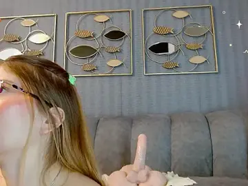 Stripchat Watch Live Sex Cams of issys_lam