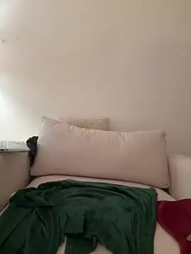 Stripchat Free Porn Cam of sweetAli_