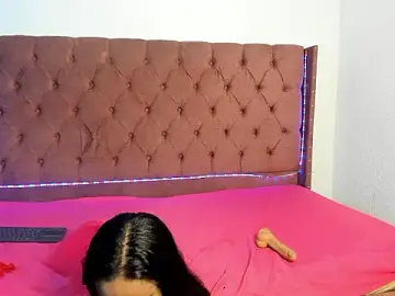 Stripchat Nude Webcam of lau_hotfox